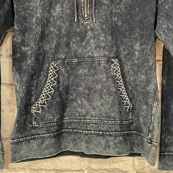 SILVER Jeans Long Sleeve Quarter Zip Distressed Denim Pullover Size Medium - Picture 3 of 10